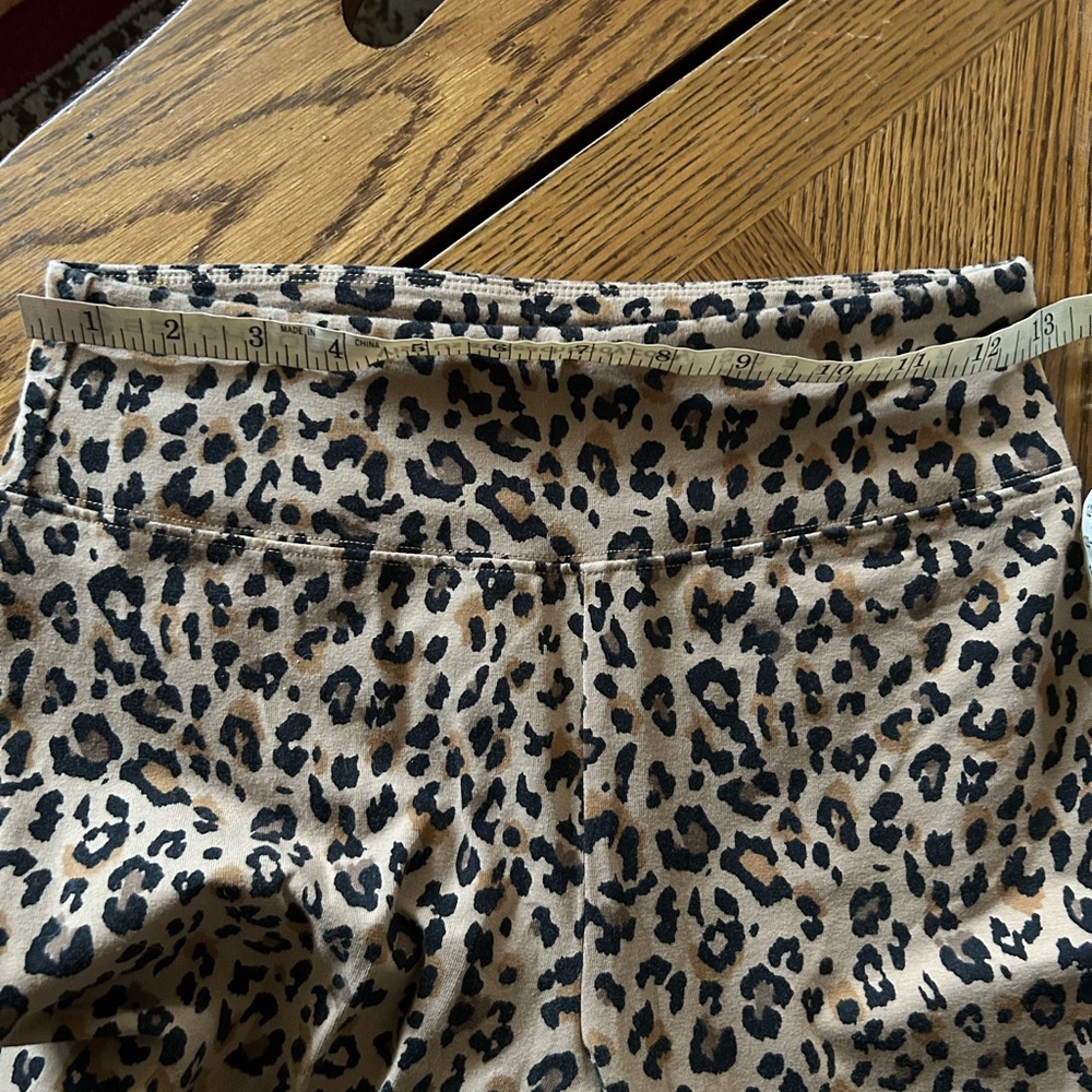 Cheetah Print Leggings - Picture 9 of 15